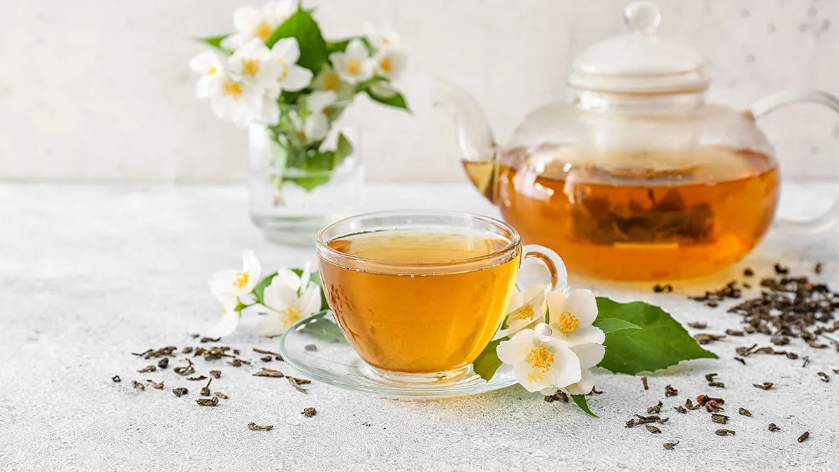 Les bienfaits du thé au jasmin : digestion, relaxation et défense immunitaire